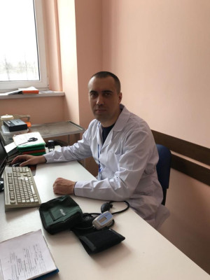 заместитель главного врача по клинико-экспертной работе Мирошников Святослав Владимирович